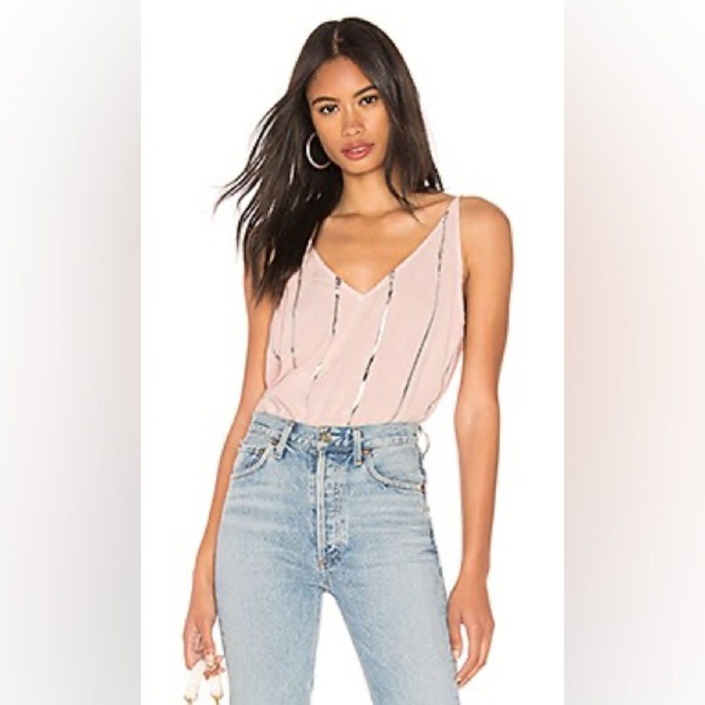 Bella Dahl Stripe Stamped V Neck Cami in Serie Rose